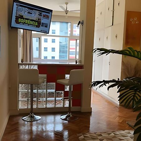 Apartamento Em Copacabana Com Vista Lateral Do Mar Rio de Janeiro Ngoại thất bức ảnh